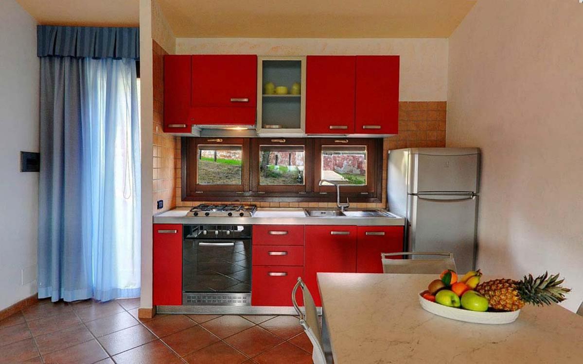 Residence Il Borgo Di Porto Corallo Виллапутцу Экстерьер фото