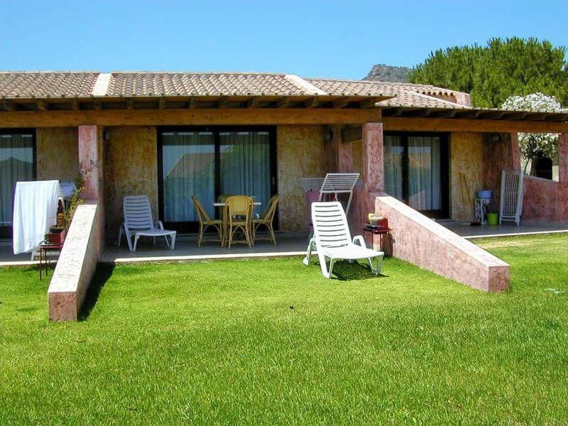 Residence Il Borgo Di Porto Corallo Виллапутцу Экстерьер фото