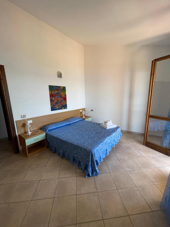 Residence Il Borgo Di Porto Corallo Виллапутцу Экстерьер фото